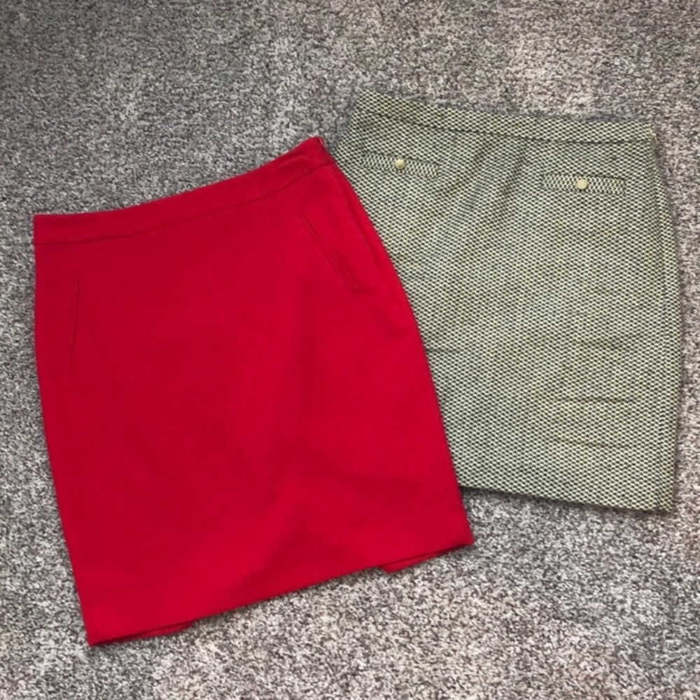 Sold together 2 LOFT pencil skirts size 0